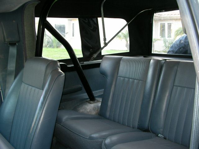 Rear seats and roll bar